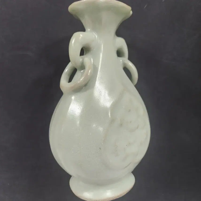 [BUNJANG] Yongcheon Kiln Celadon Vase with Ear Handles / 중국도자기            송~원 용천요 청유 관이병