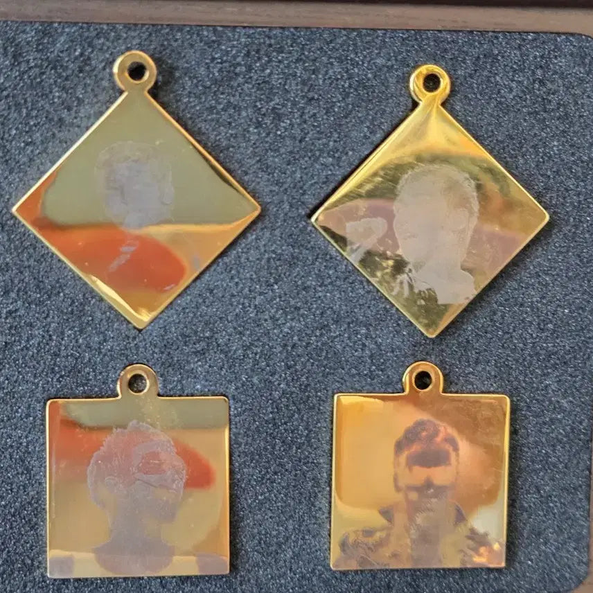 [BUNJANG] Rain World Tour in Seoul 2006/2007 Pendant 4-Piece Set / 비 정규 06/07 레인 월드 투어 인 서울 펜던트 4종세트