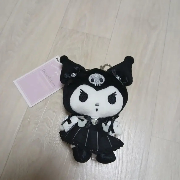 [BUNJANG] Sanrio Dear My Love Kuromi Dress Mascot Keychain (Opened) / 산리오 디어마이러브 디마럽 블랙 쿠로미 드레스 마스코트 인형 키링
