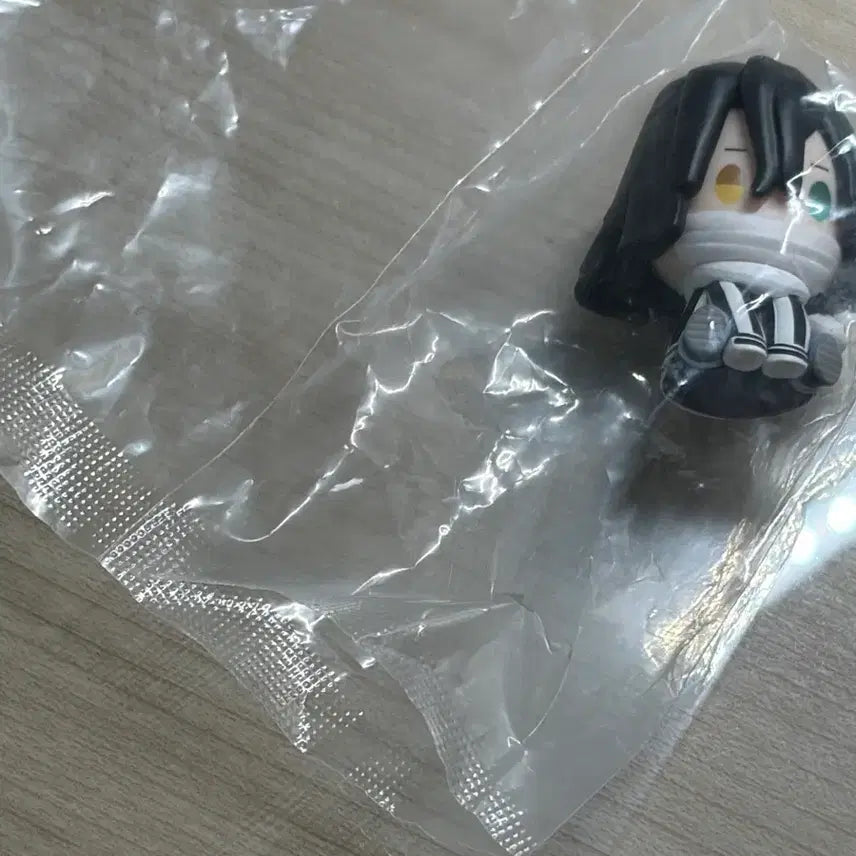 [BUNJANG] Demon Slayer Iguro Obanai Mechanical Toy Figure / 귀멸의 칼날 귀칼 오바나이 페탓토 태엽 피규어 가챠