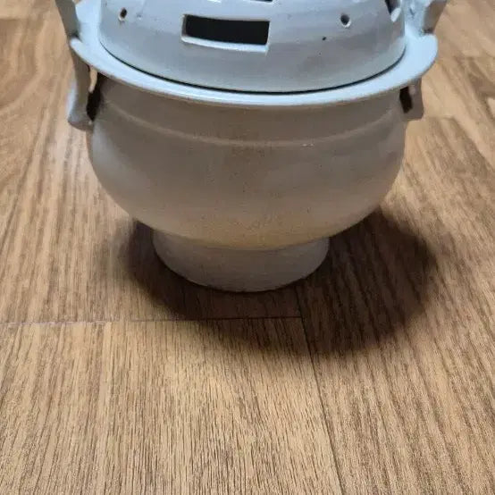 [BUNJANG] Large Celadon Porcelain Incense Burner with Bagua Design / 순백자 팔괘문 투각 향로