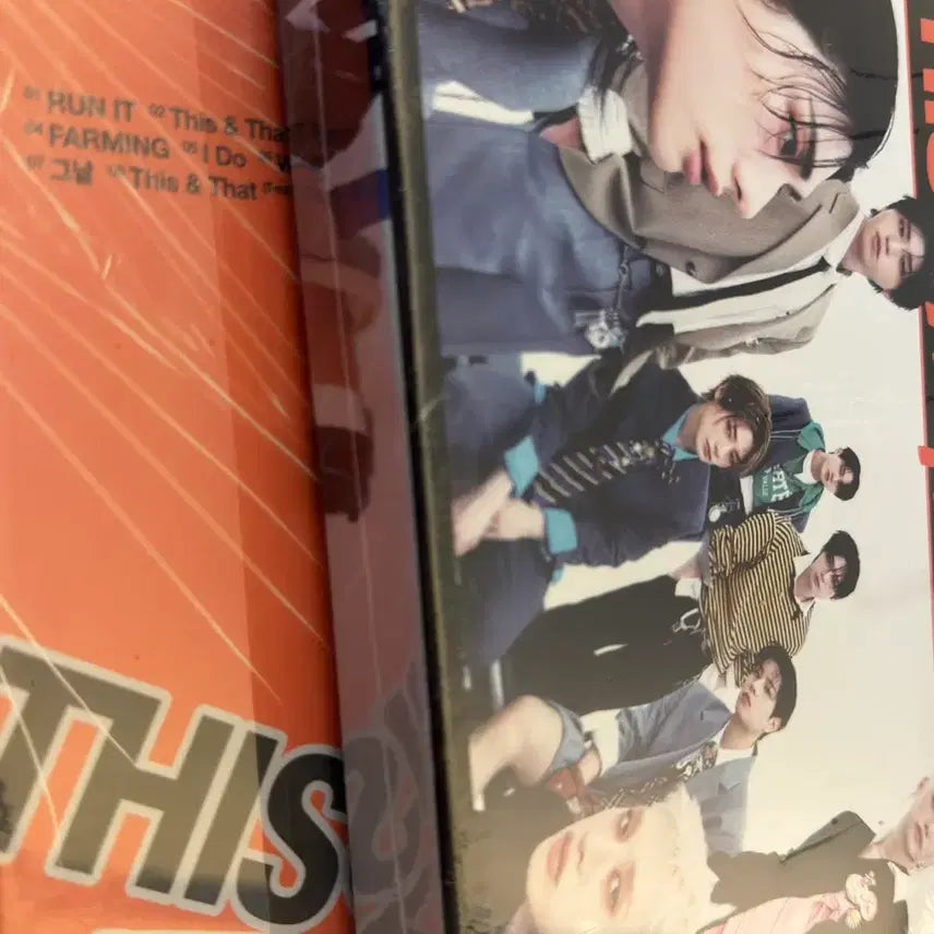 [BUNJANG] Stray Kids GO LIVE GO with YOU Album (Sealed) / 스트레이키즈 디스앤댓 앨범 미개봉
