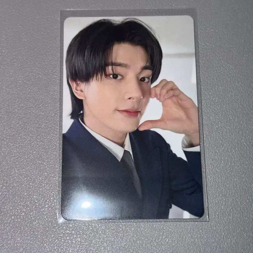 [BUNJANG] ENHYPEN Jake House of Vampires Lucky Draw Photocard / 엔하이픈 제이크 하우스 오브 뱀파이어 신뢰 특전 포카 양도