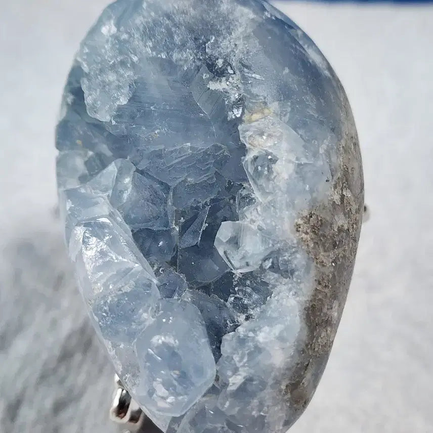 [BUNJANG] Natural Crystal Blue Quartz Rough Stone with Stand / 천연 크리스탈 블루수정 원석 + 받침대