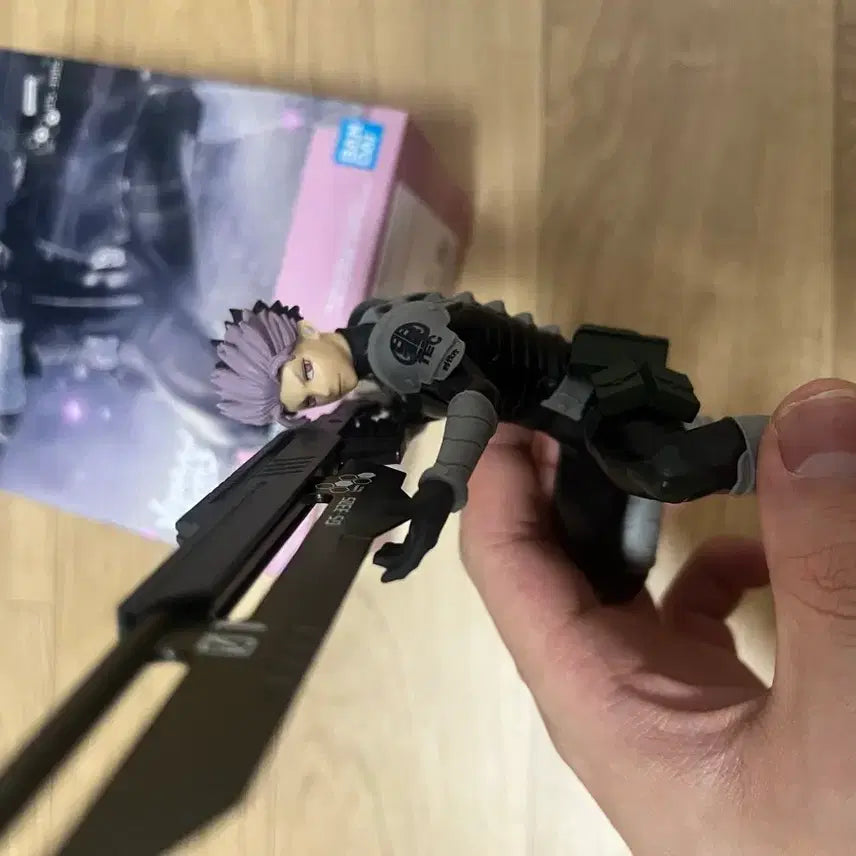 [BUNJANG] Kaiju No. 8 Narumi Gen Vibration Stars Figure / 괴수 8호 VIBRATION STARS 나루미 겐 피규어