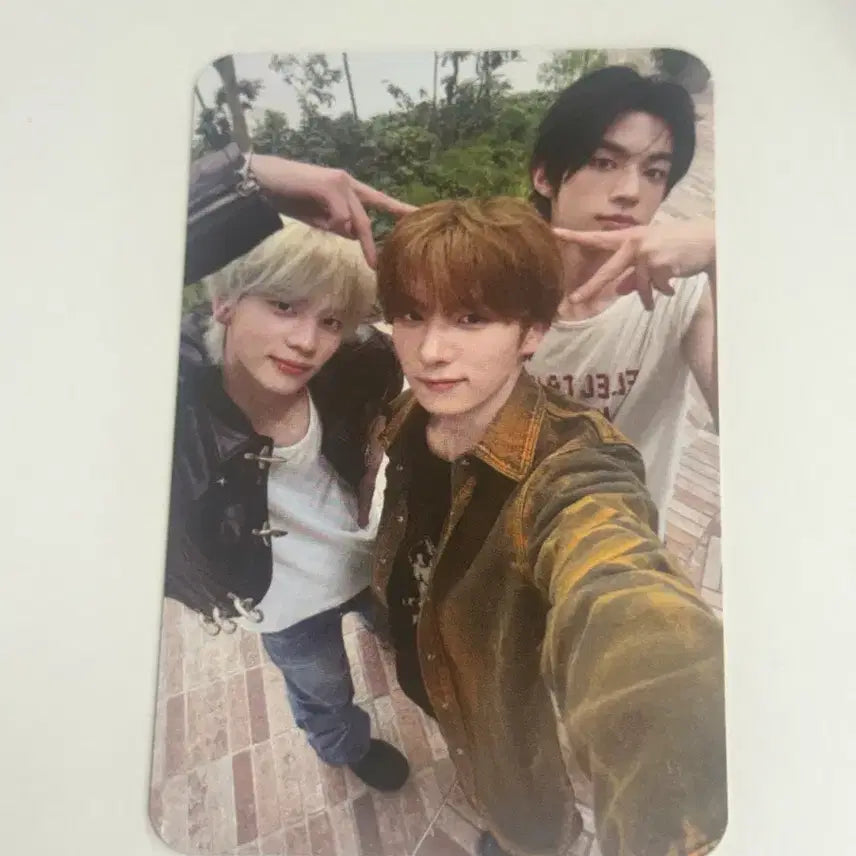 [BUNJANG] TWS (투어스) Shinyu Dohyun Youngjae Harajuku The Hyundai Lucky Draw Photocard / 투어스 TWS 사모즈 신유 도훈 영재 도쿄 하라주쿠 더현대 특전 포토카드 양도