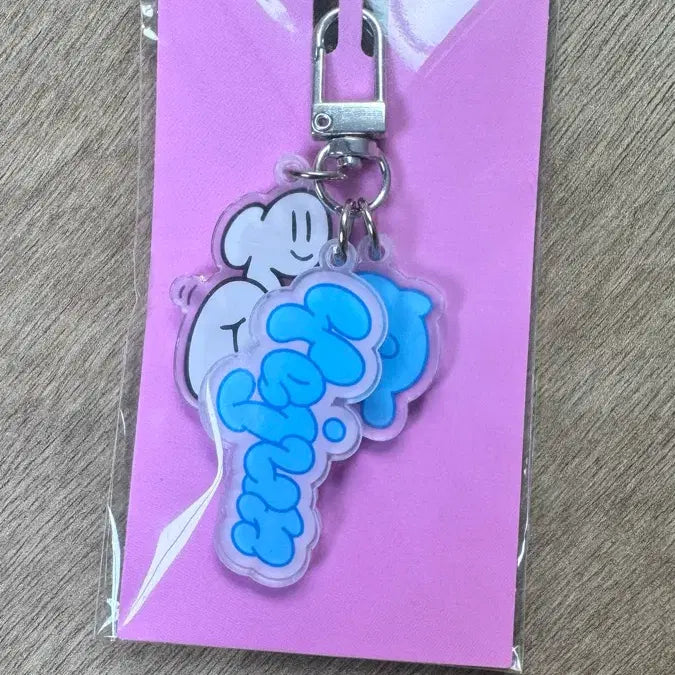 [BUNJANG] Playplz Yejun Triple Why Keyring &amp; Can Badge Bundle Set / 예준 삼왜키링 플레이브 캔뱃지 일괄 양도