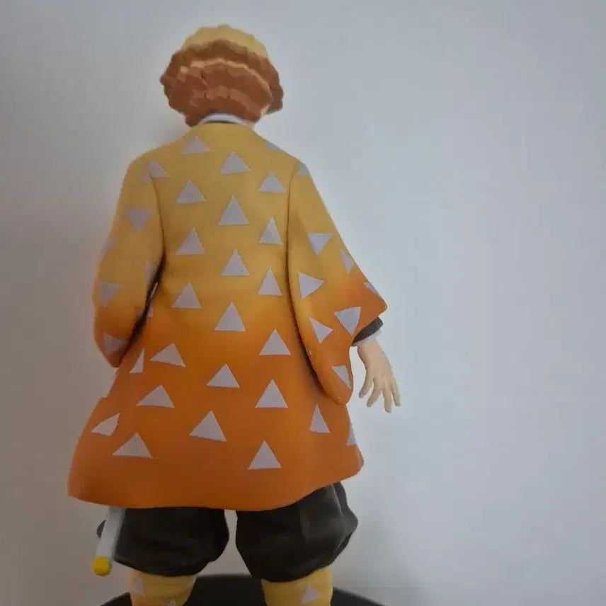 [BUNJANG] Demon Slayer: Kimetsu no Yaiba - Agatsuma Zenitsu Figure (Bonds of Brotherhood Series, Type 31) / 정품] 귀멸의 칼날 유대의 장 31형 아가츠마 젠이츠 피규어