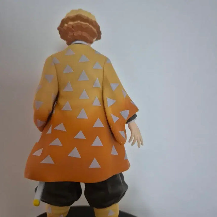 [BUNJANG] Demon Slayer: Kimetsu no Yaiba - Agatsuma Zenitsu Figure (Bonds of Brotherhood Series, Type 31) / 정품] 귀멸의 칼날 유대의 장 31형 아가츠마 젠이츠 피규어