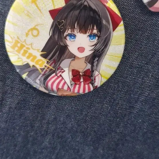 [BUNJANG] HINA Sixstar Can Badge / 히나 식스스타 캔뱃지 판매