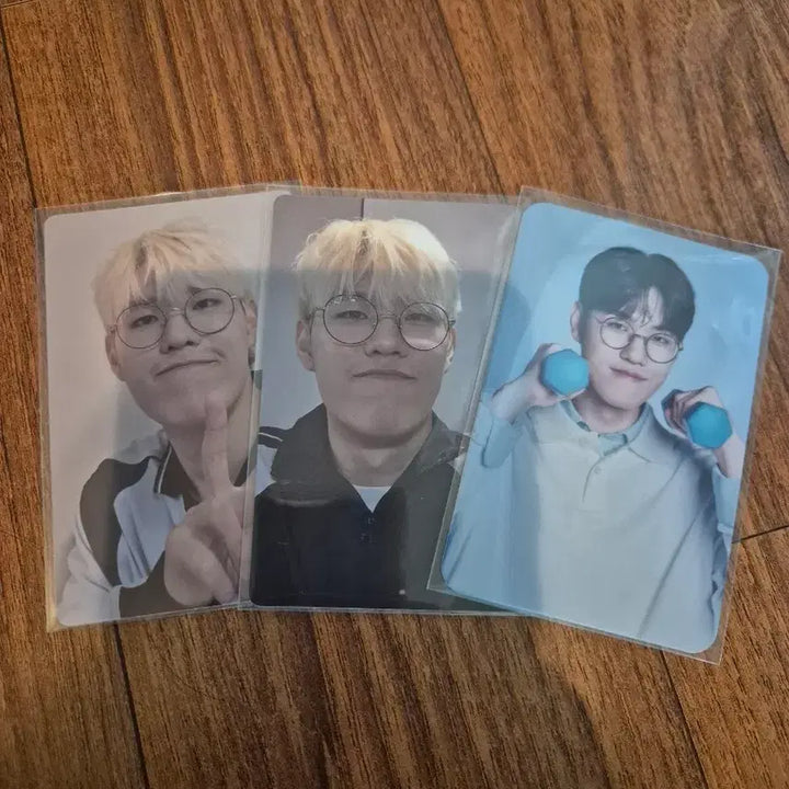 [BUNJANG] T1 Faker Bundle Photocards with Black T1 Case / T1오너 포카일괄
