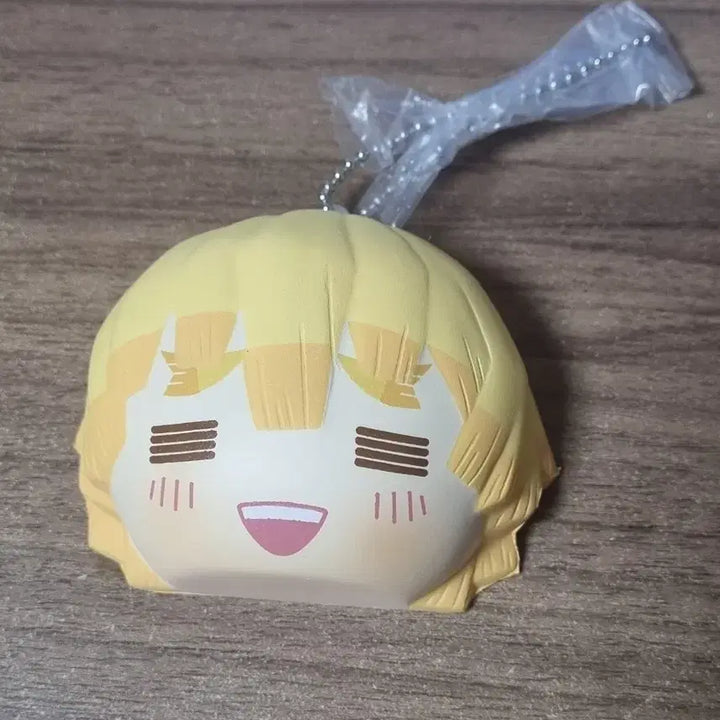 [BUNJANG] Demon Slayer Zenitsu Squishy Keychain / 귀멸의 칼날 젠이츠 스퀴시 키링