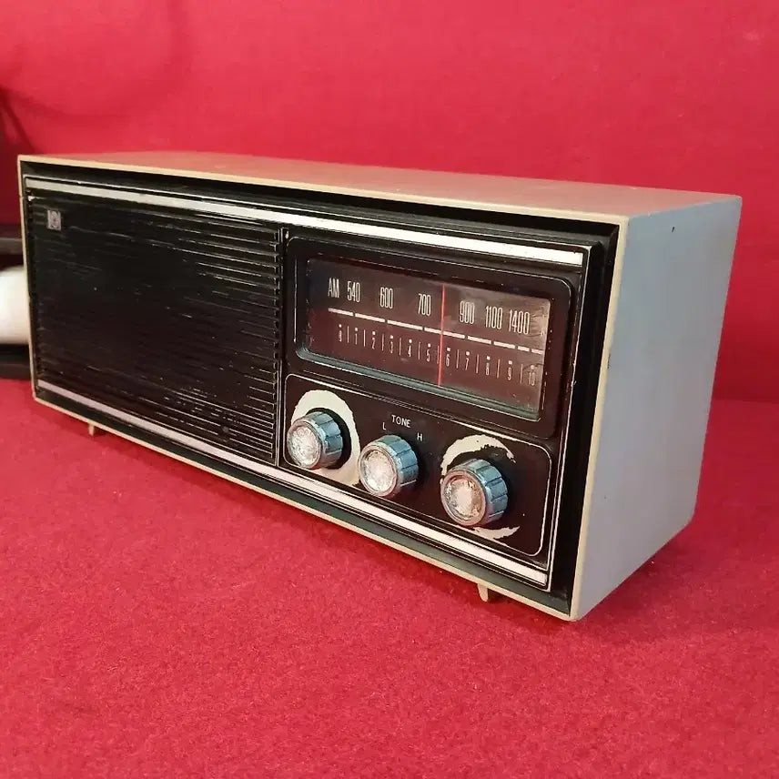 [BUNJANG] Goldstar Vintage Radio / 옛 골드스타 라디오