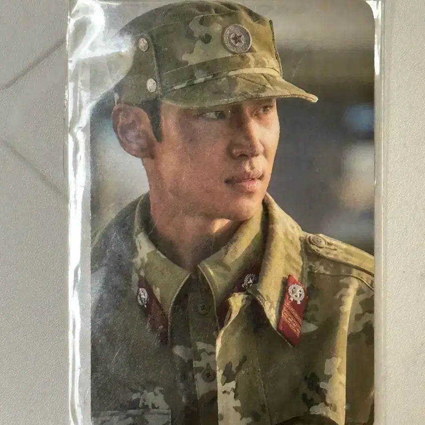 [BUNJANG] Lee Je-Hoon Talsu Photocard Lim Gyu-nam / 이제훈 탈주 포토카드 임규남