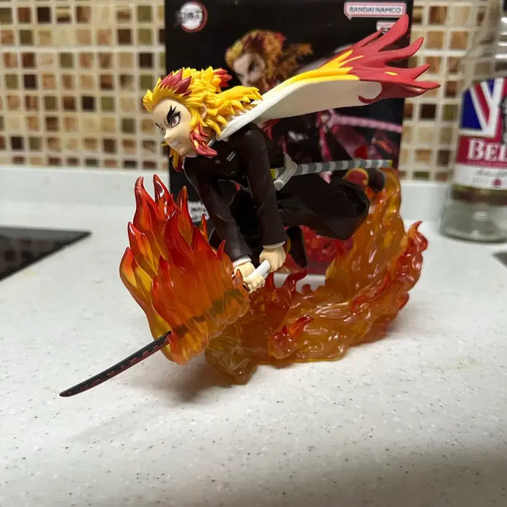 [BUNJANG] Kyojuro Rengoku Flame Effect Figure / 렌코쿠 피규어