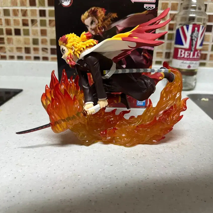 [BUNJANG] Kyojuro Rengoku Flame Effect Figure / 렌코쿠 피규어