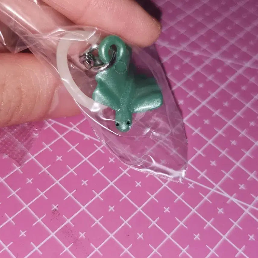 [BUNJANG] Alien Series Leaf Alien Gacha Figure / 외계시리즈 잎사귀외계인 가챠