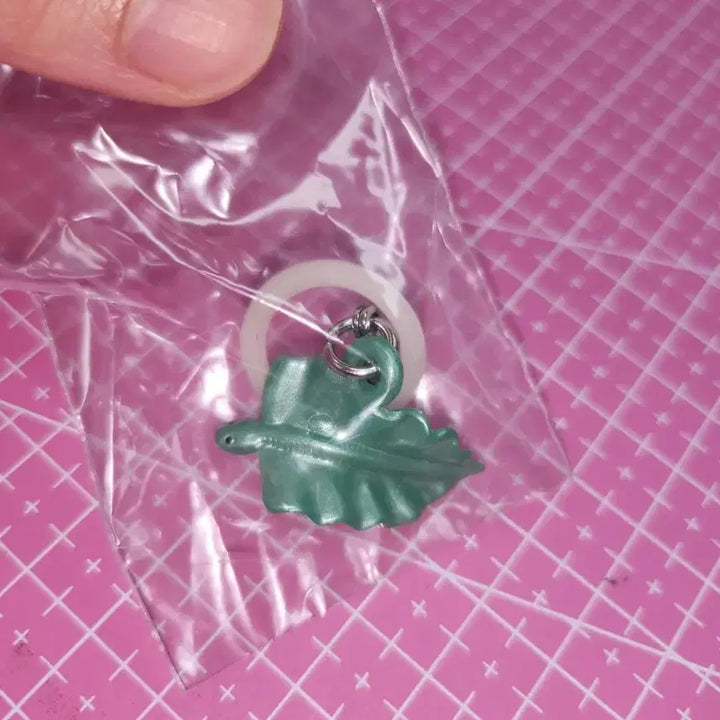 [BUNJANG] Alien Series Leaf Alien Gacha Figure / 외계시리즈 잎사귀외계인 가챠