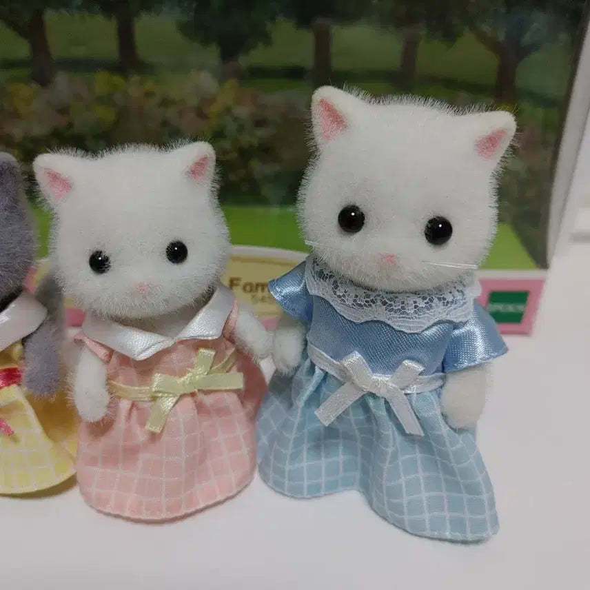 [BUNJANG] Sylvanian Families Persian Cat Family Set / 실바니안 페르시안고양이 가족