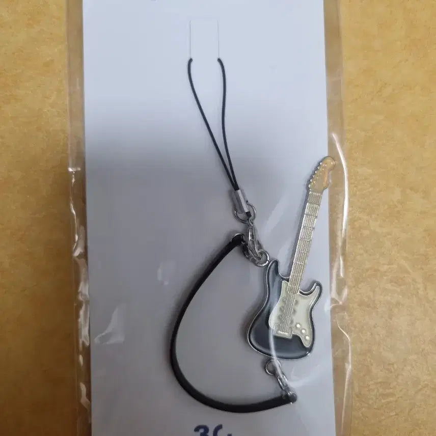 [BUNJANG] DAY6 Sungjin Guitar Strap / 데이식스 성진 기타스트랩
