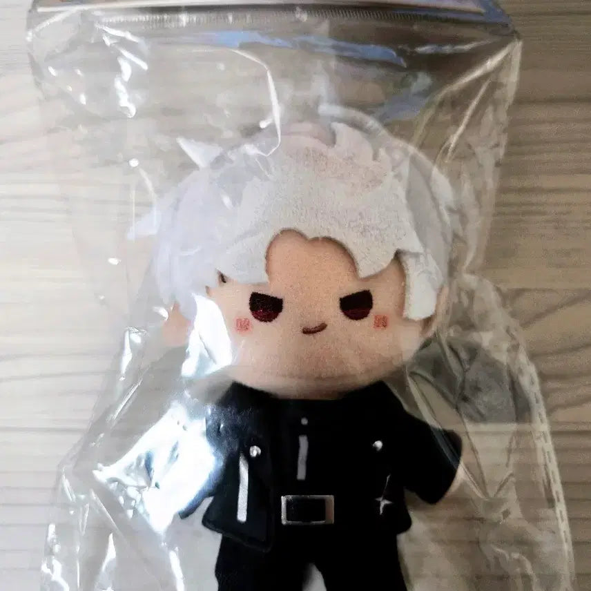 [BUNJANG] Love and Deepspace Jin Un Official Nui Doll / 러브앤딥스페이스 럽딥 진운 공식 누이 인형 판매