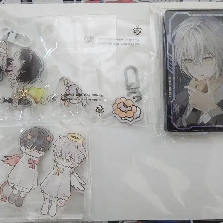 [BUNJANG] J3 Collection Acrylic Keyring &amp; Corotto Stand Bundle / 괴담출근 괴출 제삼 j3 아크릴 키링 코롯토 스탠드 일괄