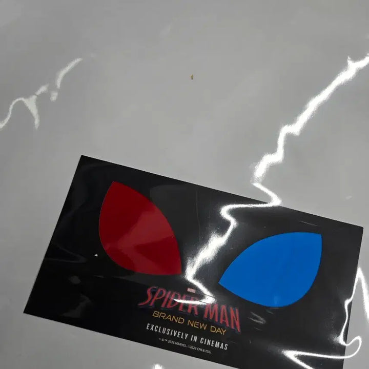 [BUNJANG] Spider-Man: Brand New Day Dual Poster &amp; Pin Badge Set / 스파이더맨: 브랜드 뉴데이 듀얼 포스터&amp;핀뱃지