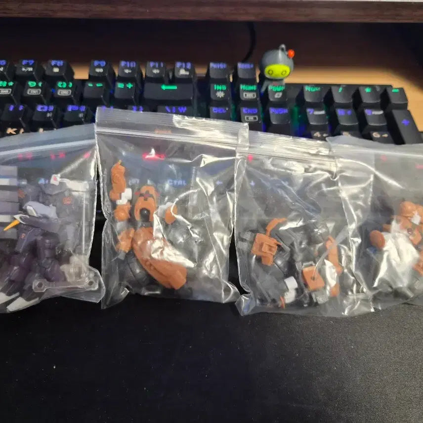 [BUNJANG] Ensemble Gundam 18.5 Silver Bullet &amp; Kikan 3-Piece Bundle Set / 앙상블건담 18.5탄 실버불릿, 기간3개 일괄