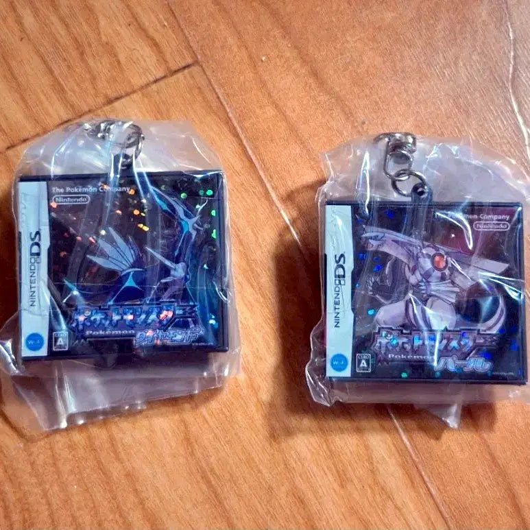 [BUNJANG] Pokemon Card Game Keychain Set: Dialga, Palkia, Sun, Moon / 포켓몬스터 패키지&amp;게임카드 키홀더 디아루가, 펄기아, 썬, 문
