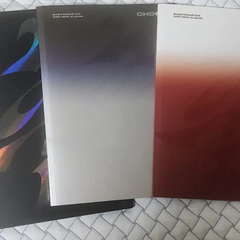 [BUNJANG] BABYMONSTER 3rd Mini Album [CHOOM] Crimson / Metallic / Prism Version (Unsealed) Album Set / [판매] 베이비몬스터 춤 3종 앨범 세트(개봉)