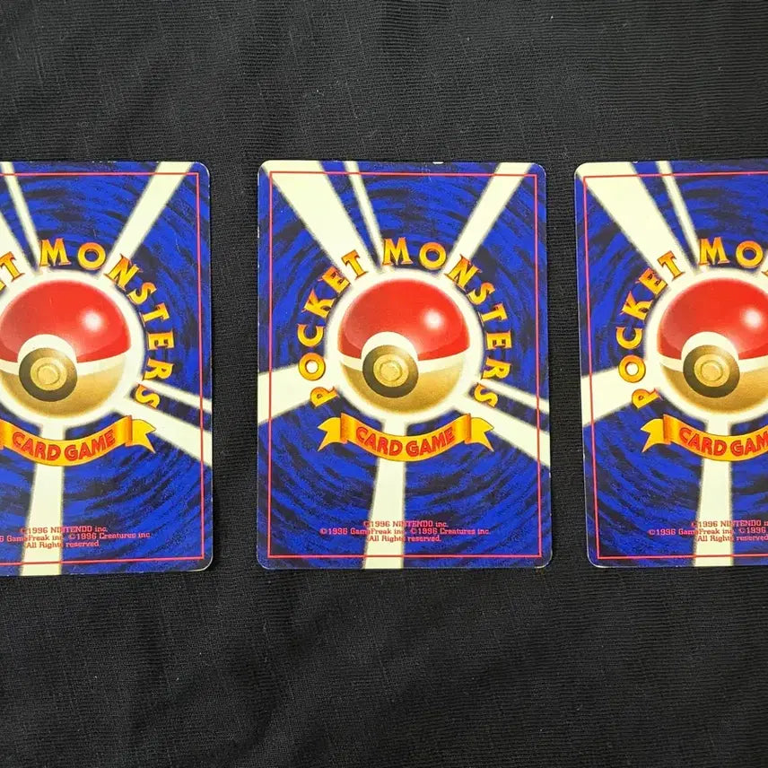[BUNJANG] Pokemon Card 1990s Old Back First Edition Legendary 3 Set Holo Japanese / 포켓몬카드 1990년대 올드백(초판) 전설3새 홀로 일판
