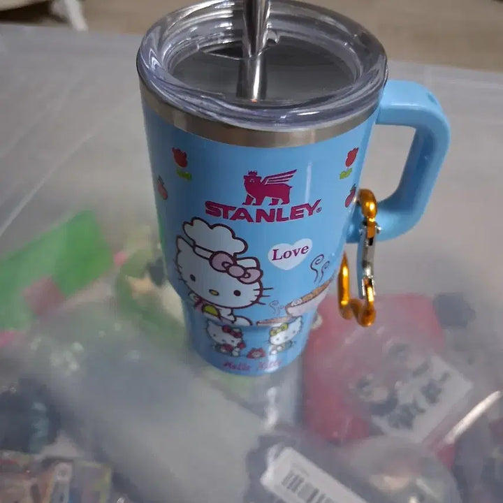 [BUNJANG] Hello Kitty Tumbler Keychain / 키티 텀블러 키링