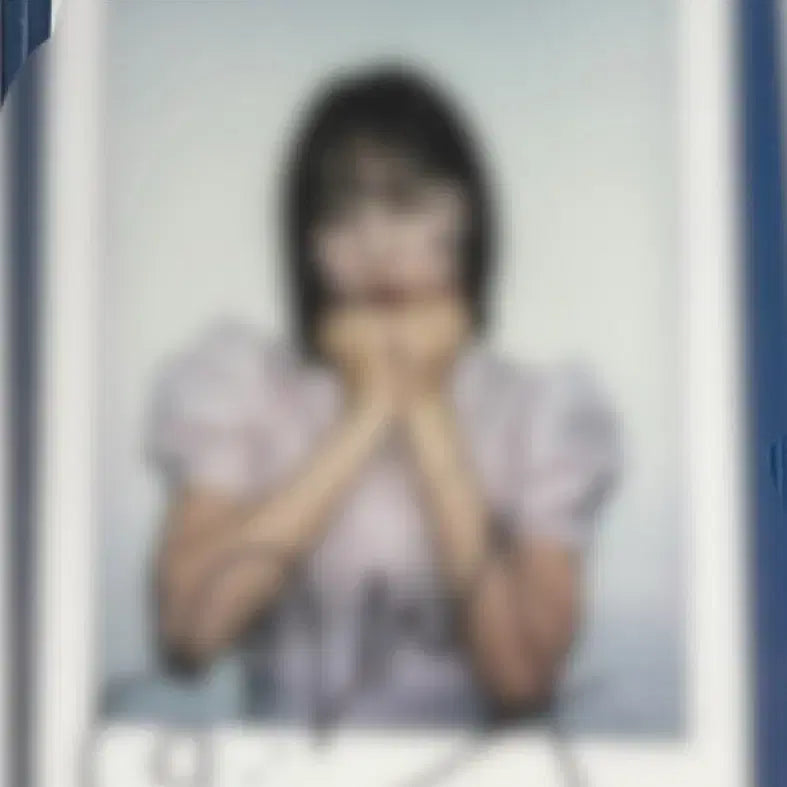 [BUNJANG] Lyzenn May Signed Polaroids / 250608 리센느 메이 사인 폴라로이드