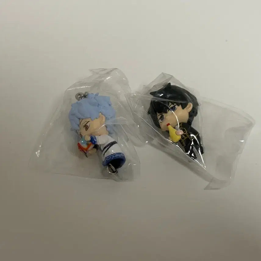 [BUNJANG] Gintama Connecting Tube Mascot Keychain Set Gintoki Hijikata (Sealed) / 은혼 연결 대롱 마스코트 키링 긴토키 히지카타 가챠 미개봉 일괄
