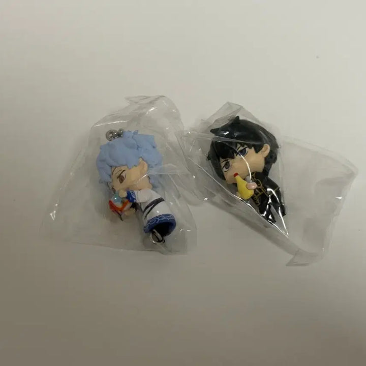 [BUNJANG] Gintama Connecting Tube Mascot Keychain Set Gintoki Hijikata (Sealed) / 은혼 연결 대롱 마스코트 키링 긴토키 히지카타 가챠 미개봉 일괄