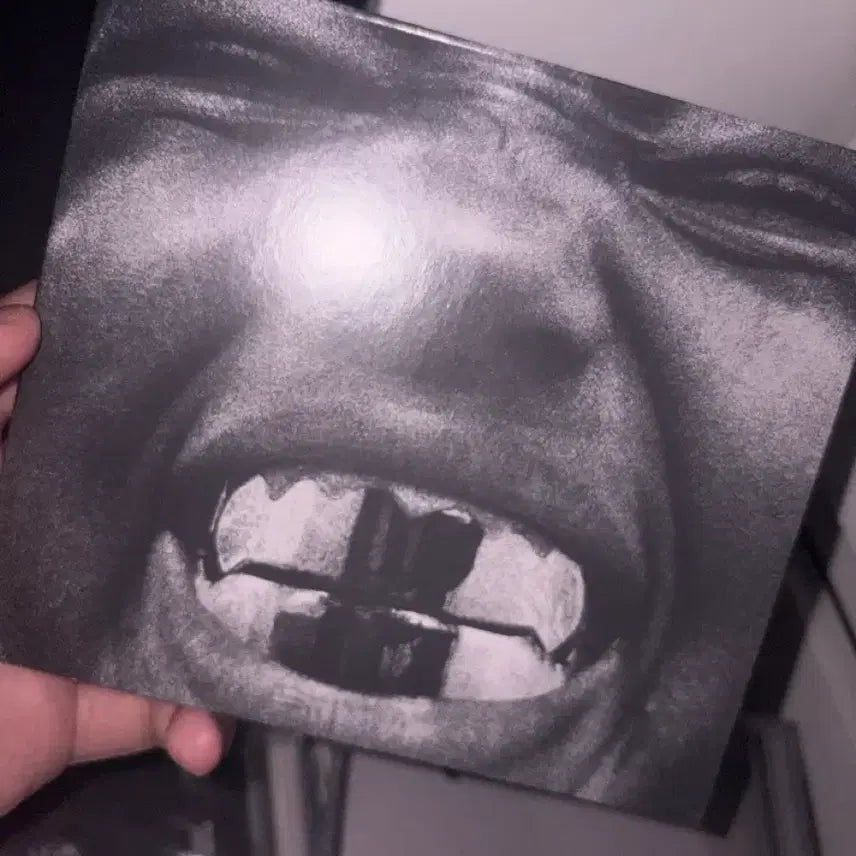 [BUNJANG] Kanye West Bully CD / 칸예 bully cd 팝니다