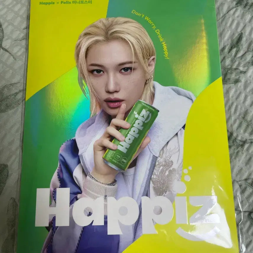 [BUNJANG] Stray Kids Felix Happiz Mini Poster (Sealed) / 미개봉) 스트레이 키즈 필릭스 해피즈 Happiz 미니포스터 용복