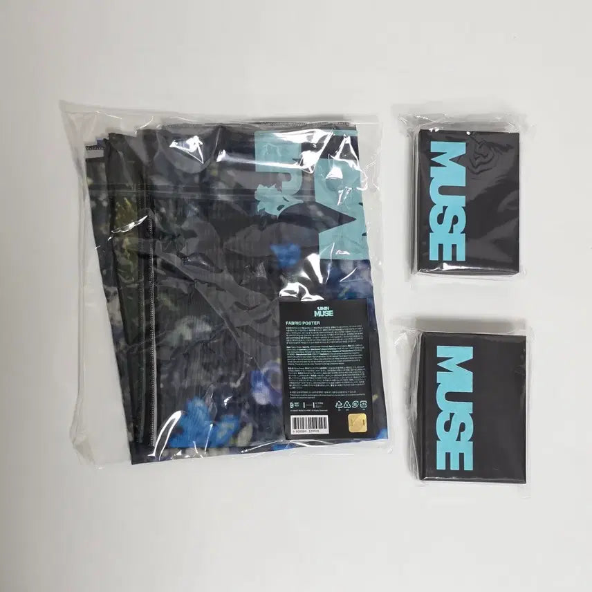 [BUNJANG] BTS Jimin Muse Pin Brooch Tie Scarf Fabric Poster Bundle Set / all) 지민 뮤즈 브로치 스카프 패브릭포스터 방탄 jimin muse bts pin brooch tie scarf fabric poster