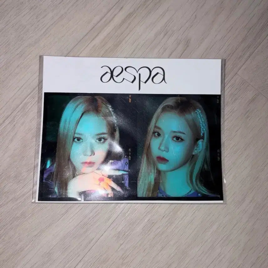 [BUNJANG] Espa Winter Black Mamba Hologram Film / 탈덕처분)에스파 윈터 블랙맘바 홀로그램 필름 양도합니다