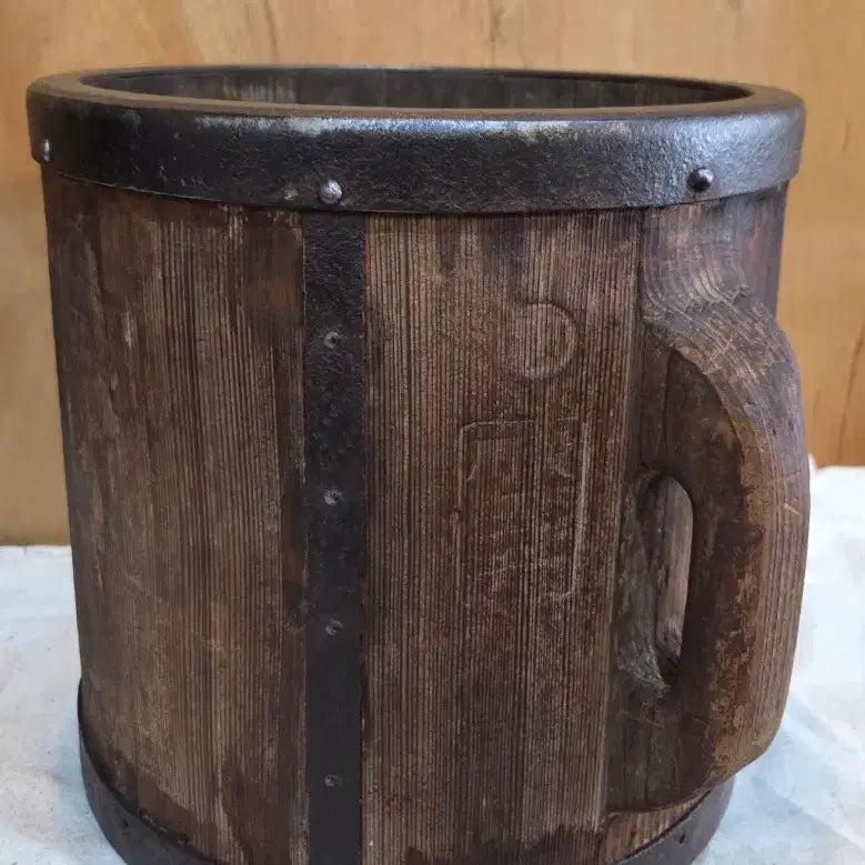 [BUNJANG] Japanese Colonial Period 10 Liter Small Wooden Cask / 일제강점기 10리터 소형 나무 말통