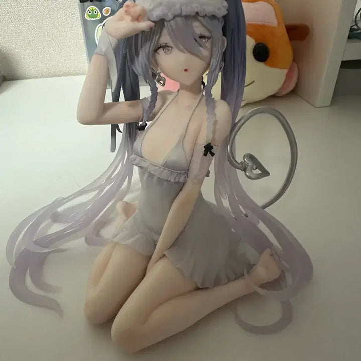 [BUNJANG] Rurudo Sleepy Bunny Figure / 루루도 슬립바니 피규어
