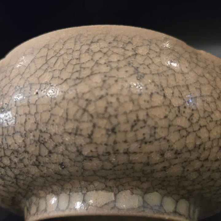 [BUNJANG] Northern Song Dynasty Ge Ware Flower Pattern Tea Bowl / 북송 가요 능화형 다완