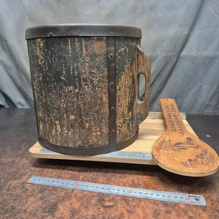 [BUNJANG] 1960s Wooden Grain Container and Rice Scoop Set / 1960년대 곡물용 나무 말통 쌀푸는 주걱 디자인 소품 세트