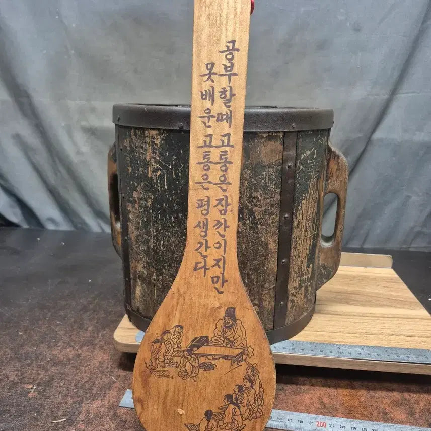[BUNJANG] 1960s Wooden Grain Container and Rice Scoop Set / 1960년대 곡물용 나무 말통 쌀푸는 주걱 디자인 소품 세트