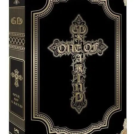 [BUNJANG] G-Dragon One Of A Kind Album (CD &amp; Lyric Book) / 지디 원옵카 앨범