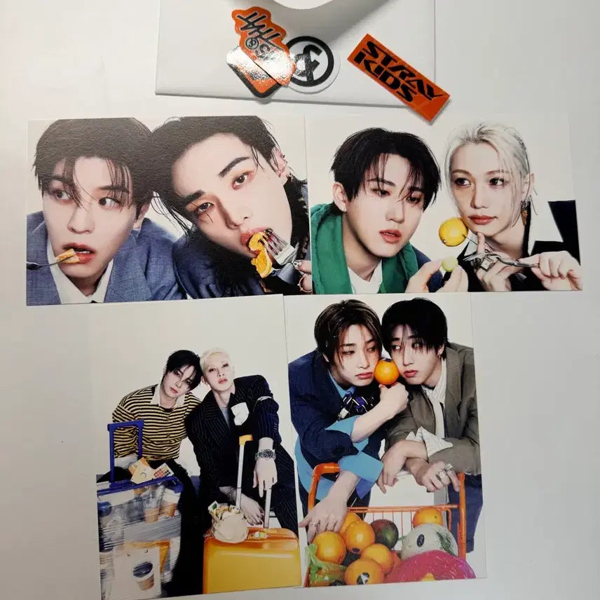 [BUNJANG] Stray Kids THIS &amp; THAT THAT ver. Pre-order Postcard Set + Sticker / 스트레이 키즈 디스앤댓 THAT ver. 프리오더 엽서세트 + 스티커