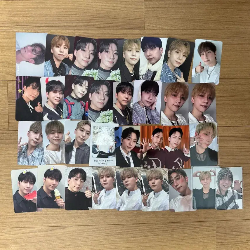 [BUNJANG] Xdinary Heroes Gunil Photocard Bundle Set / 엑스디너리히어로즈 엑디즈 건일 포카 33장 일괄 양도 판매