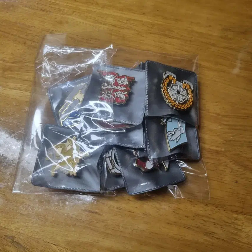 [BUNJANG] Limbus Company Symbol Pin Badge Set (New) / 림버스컴퍼니 심볼 핀뱃지 세트 새상품 햄햄팡팡
