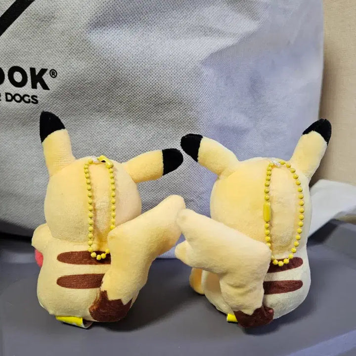 [BUNJANG] Pikachu Couple Heart Doll Magnet Keychain / 피카츄 커플 하트 인형 자석 마그넷 키링
