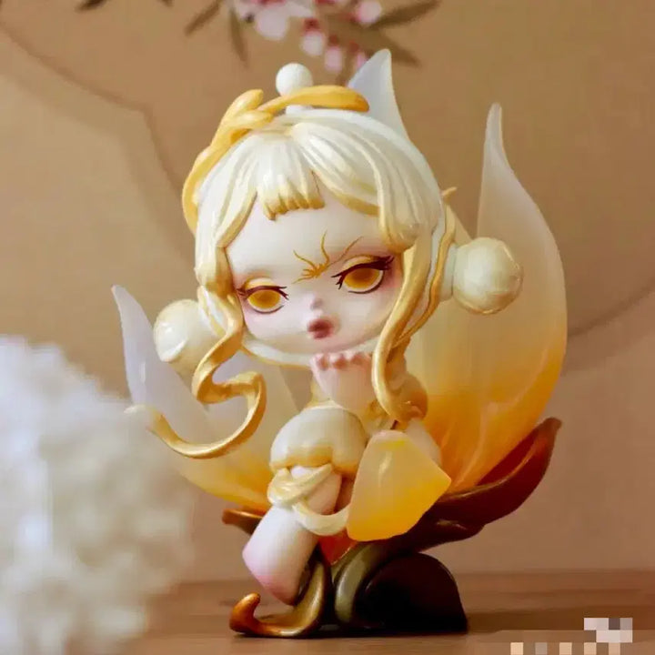 [BUNJANG] Pop Mart Skullpanda Act 4 Petal Series Figure / 팝마트 스컬판다 꽃잎의 4막 시리즈